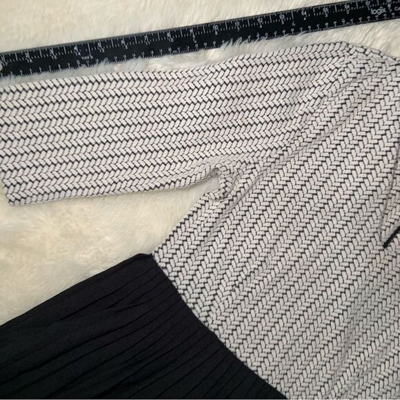 Sz Medium Black and White Ganni Anthropologie Dress - Picture 12 of 14